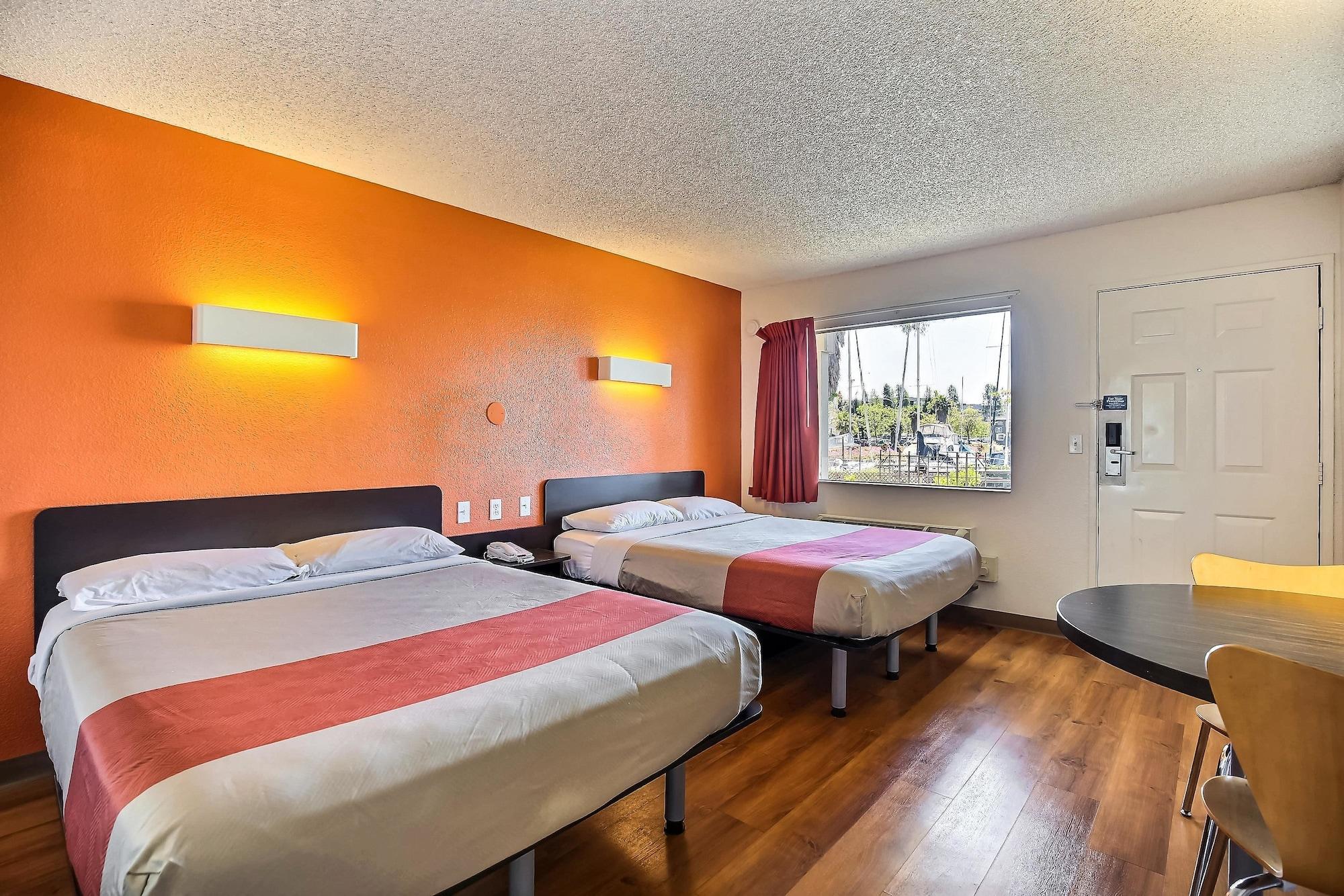 Motel 6-Oakland, Ca - Embarcadero المظهر الخارجي الصورة