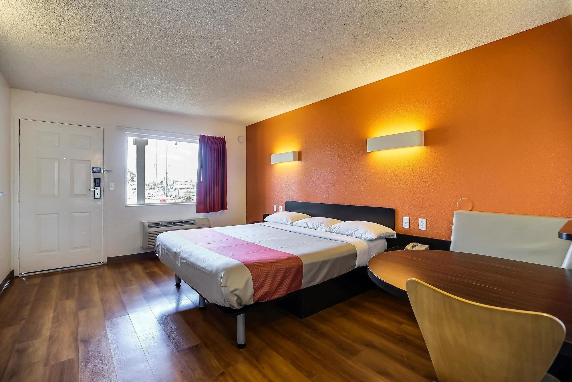 Motel 6-Oakland, Ca - Embarcadero المظهر الخارجي الصورة