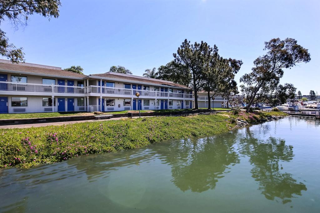 Motel 6-Oakland, Ca - Embarcadero المظهر الخارجي الصورة