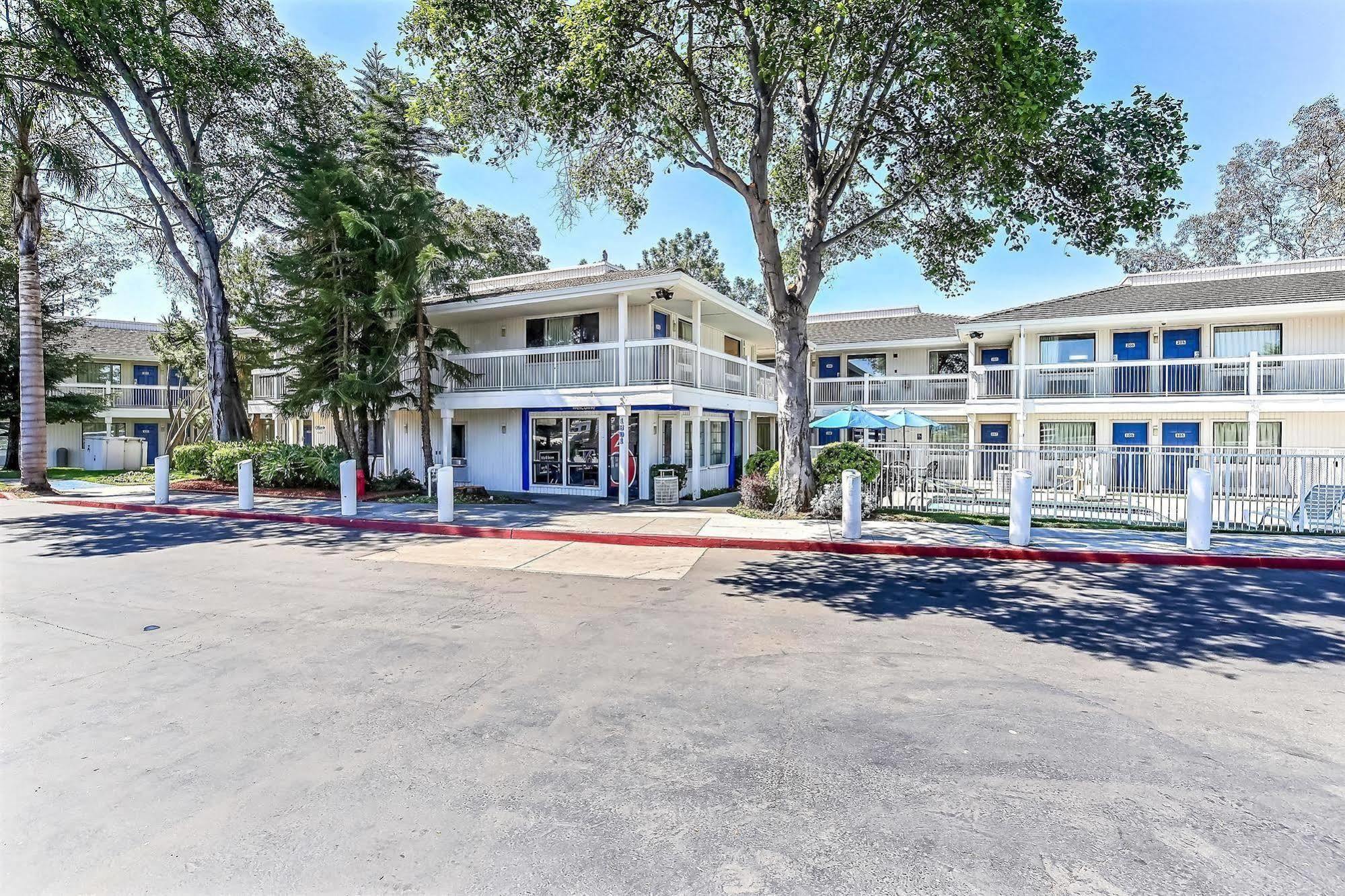 Motel 6-Oakland, Ca - Embarcadero المظهر الخارجي الصورة