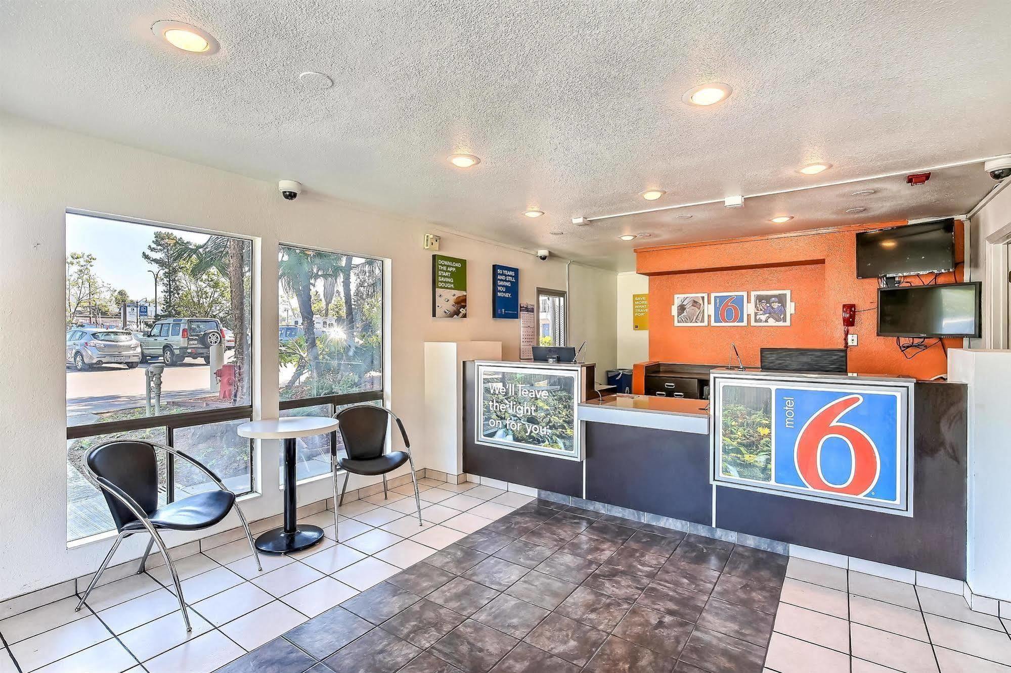 Motel 6-Oakland, Ca - Embarcadero المظهر الخارجي الصورة